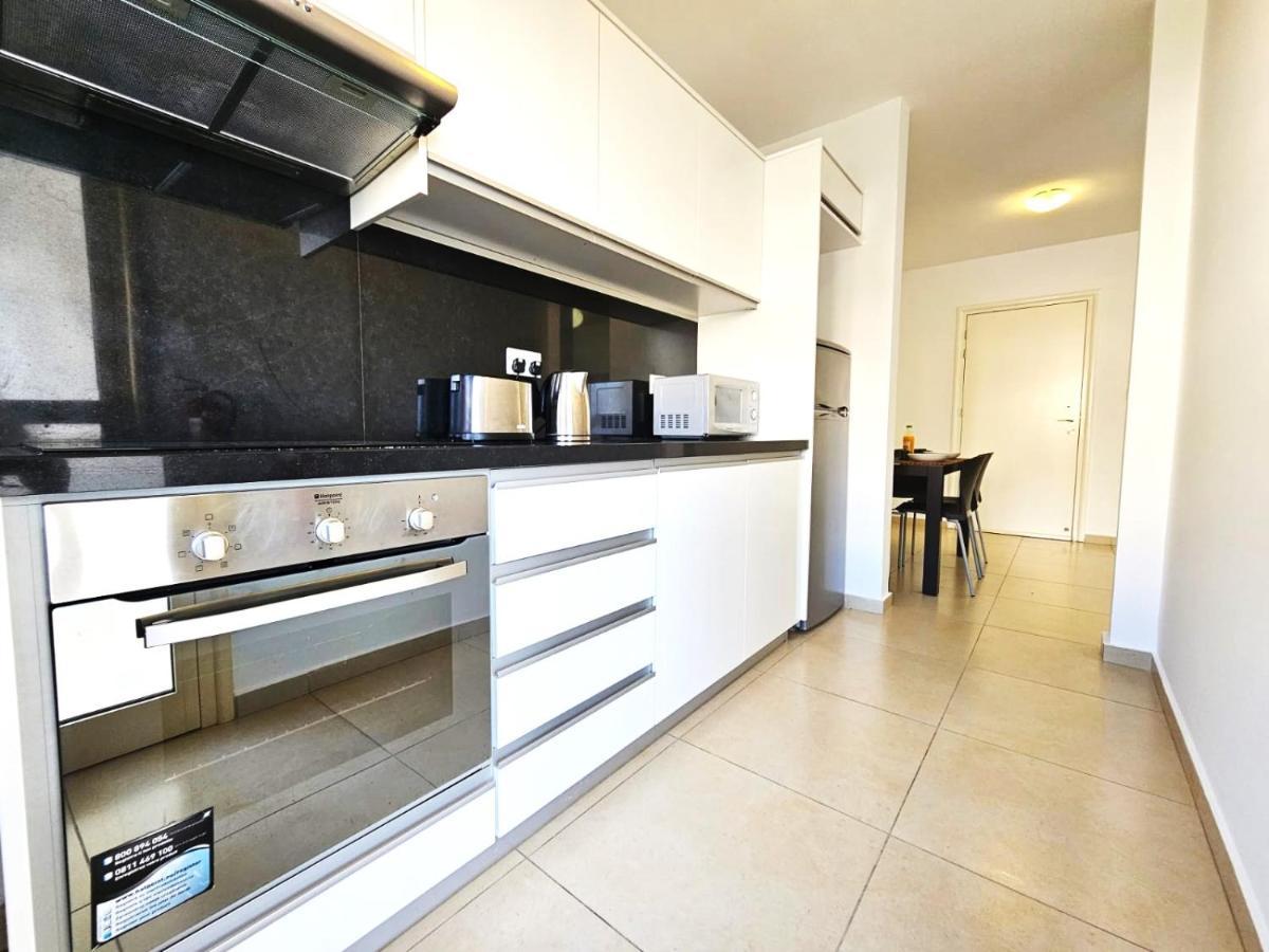 Elysia Park Apartments Paphos Buitenkant foto