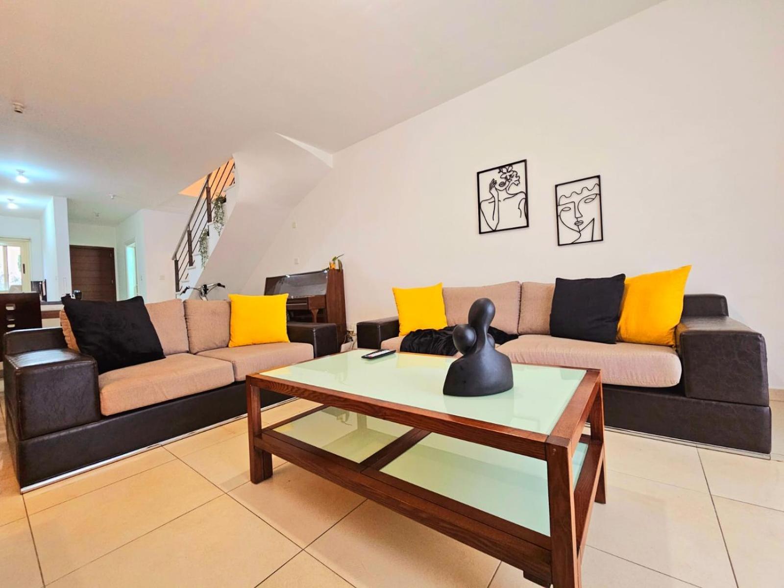 Elysia Park Apartments Paphos Buitenkant foto