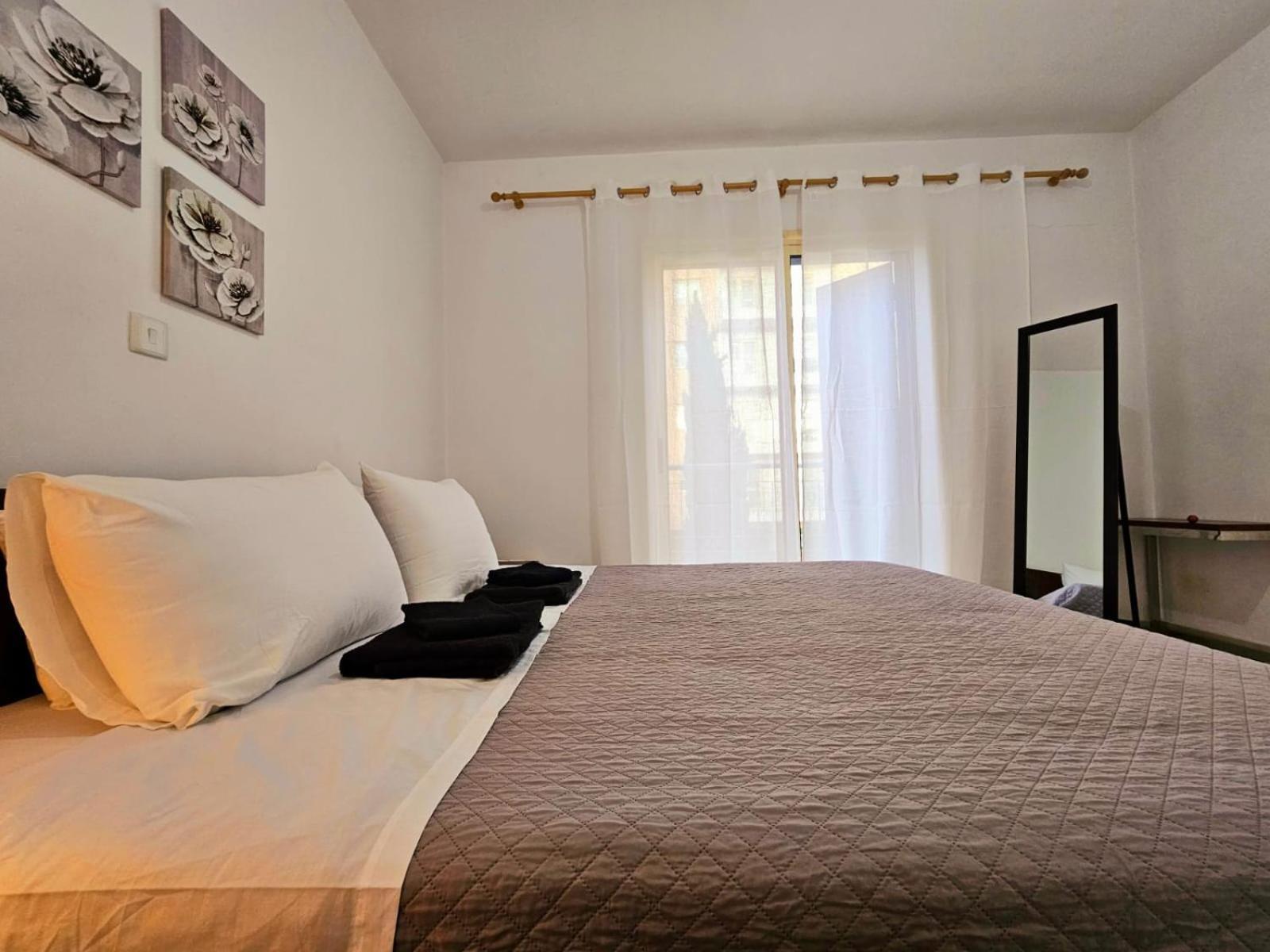 Elysia Park Apartments Paphos Buitenkant foto