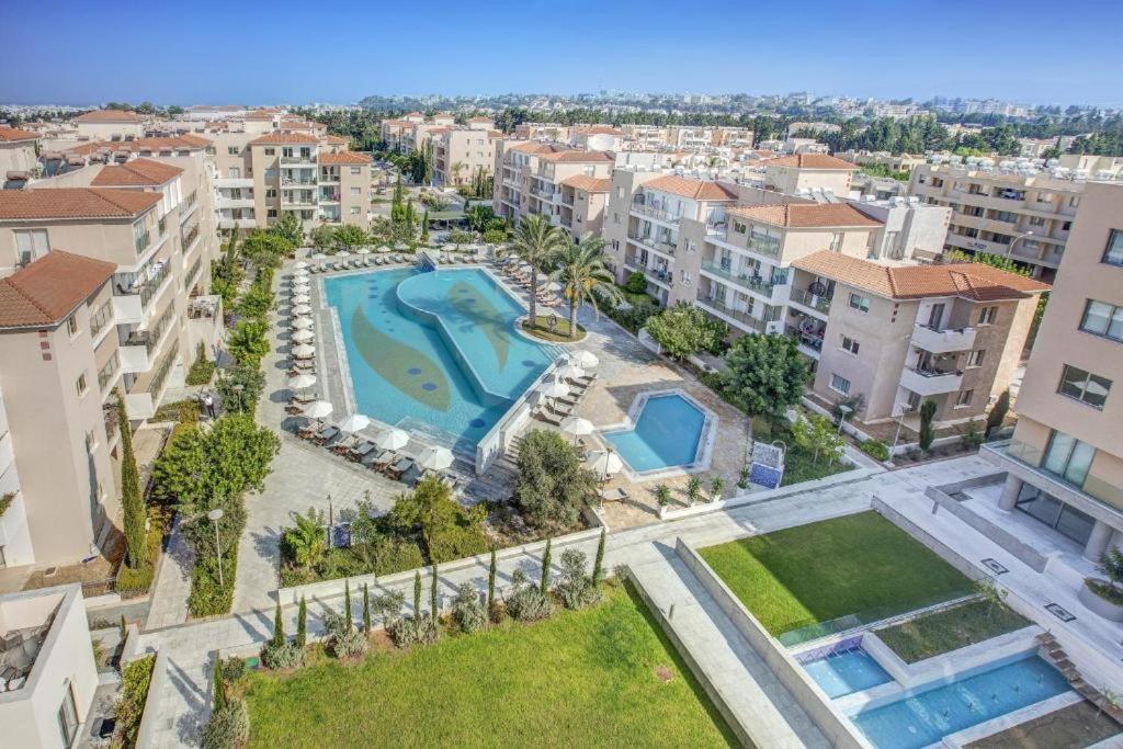 Elysia Park Apartments Paphos Buitenkant foto